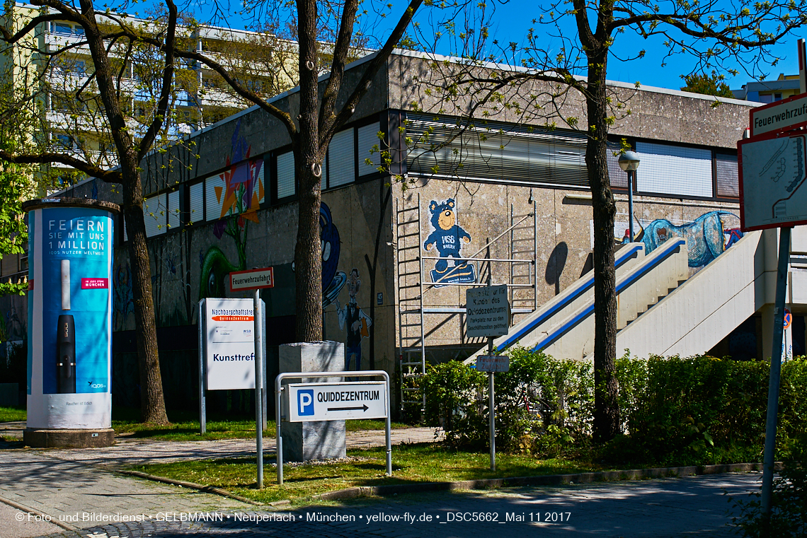 21.03.2017 - Abrissbaustelle Quiddezentrum in Neuperlach